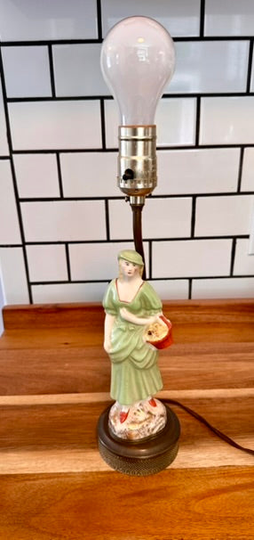 Vintage Porcelain Figural Table Lamp