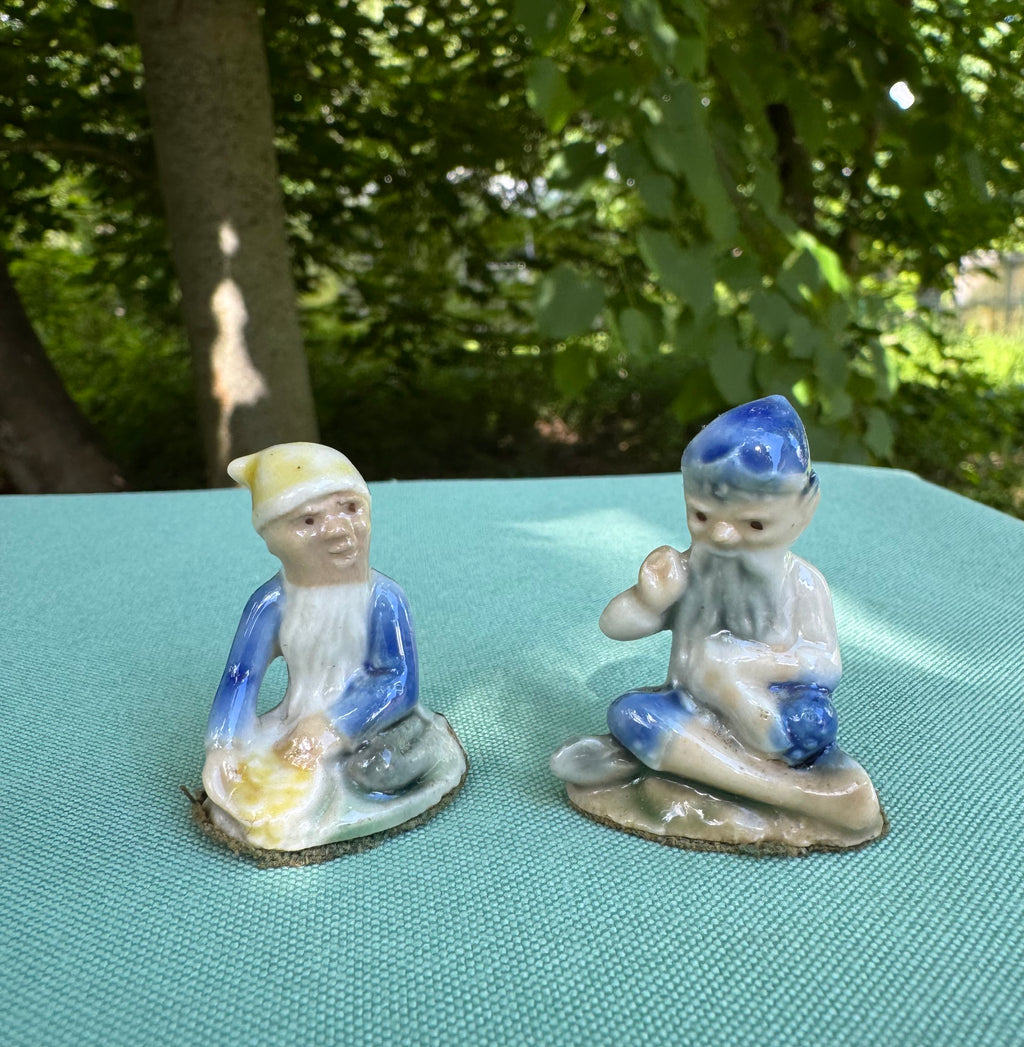 Vintage Wade Whimsies 'Lucky Fairy Folk' Porcelain Leprechaun Miniature (set of 2)