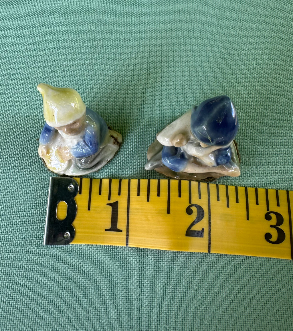 Vintage Wade Whimsies 'Lucky Fairy Folk' Porcelain Leprechaun Miniature (set of 2)