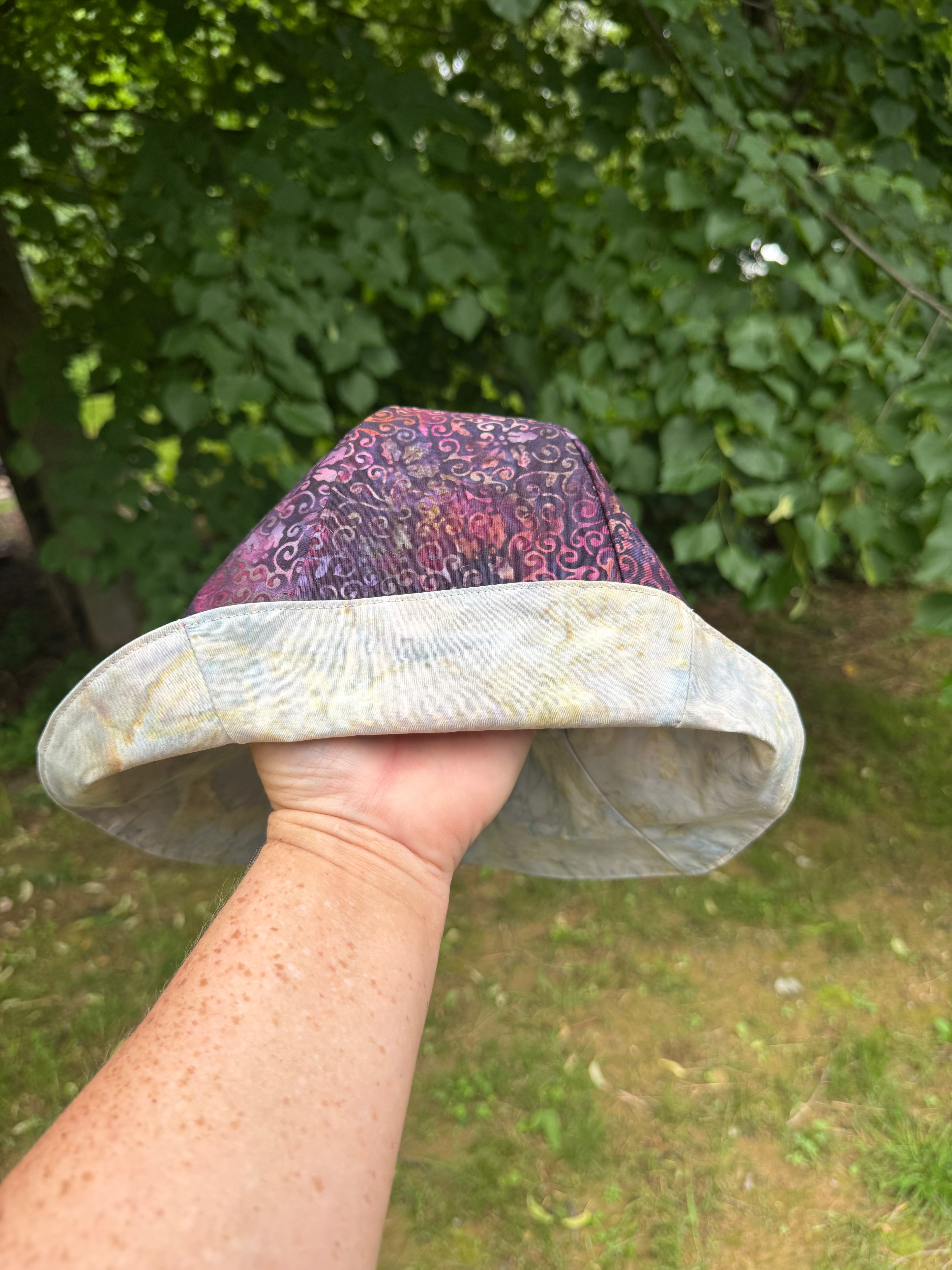 Tulip Hat (reversible)