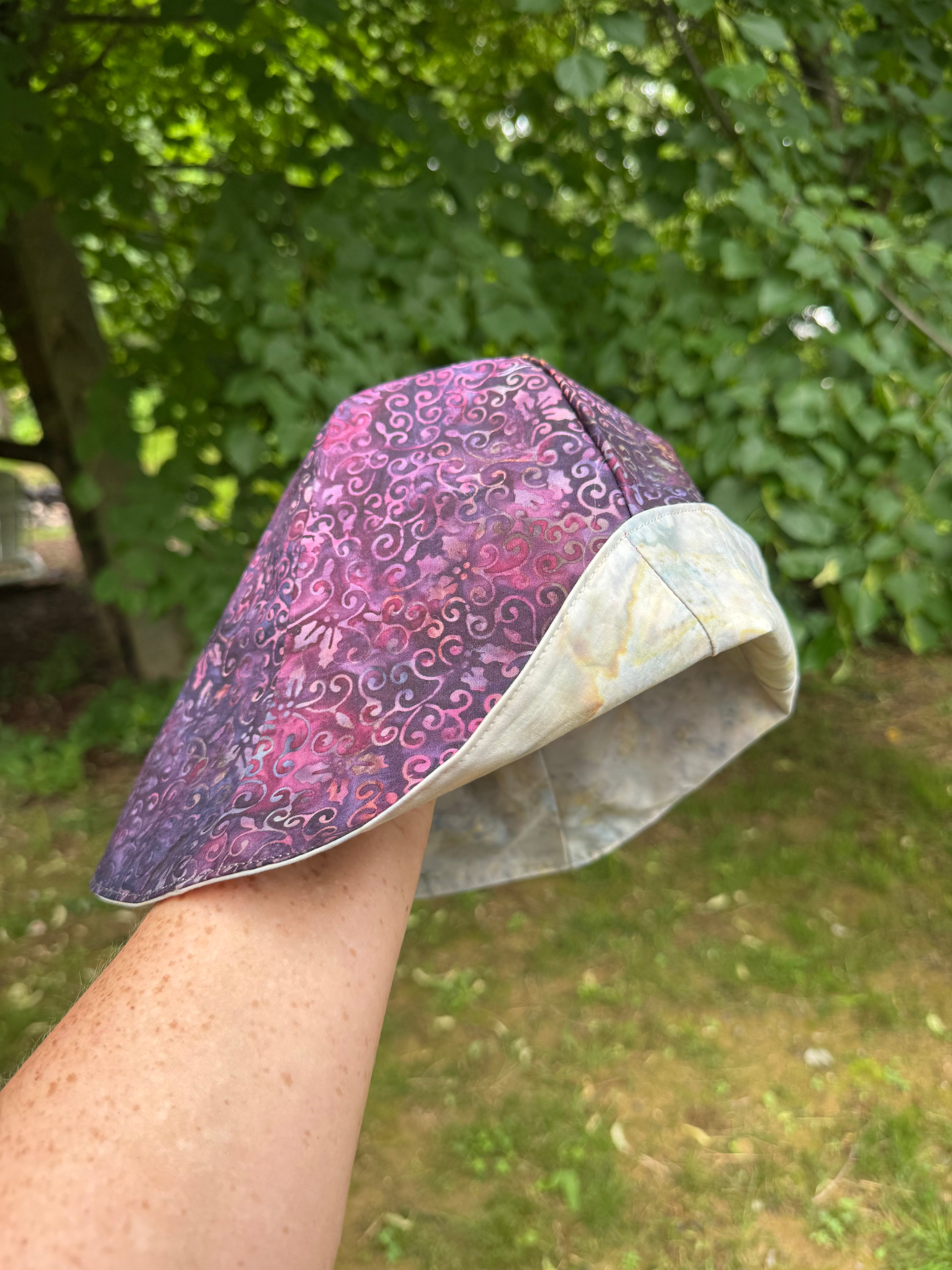 Tulip Hat (reversible)